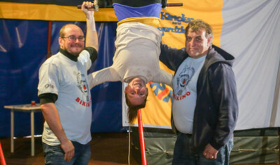 Das Team vom Zirkus Birikino