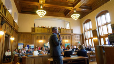 Oberbürgermeister Sven Schulze sowie die Bürgermeisterin und Bürgermeister informierten über aktuelle Projekte und Vorhaben.