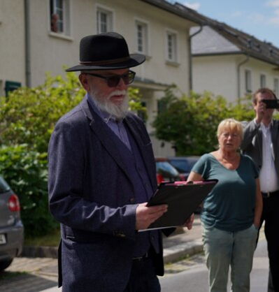 Historiker Dr. Jürgen Nitsche ehrt Julius Strauß
