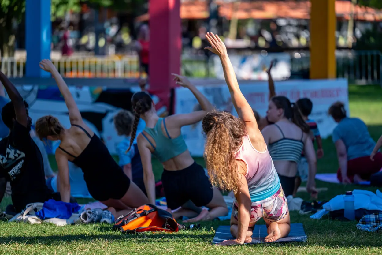 Yoga im Park: Dieses Format hat beim Parksommer schon Tradition und ist sehr beliebt.