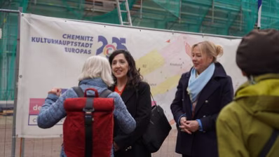 Oberbürgermeisterin Yasmine Dar besuchte gemeinsam mit Dagmar Ruscheinsky einige Interventionflächen der Europäichen Kulturhauptstadt 2025