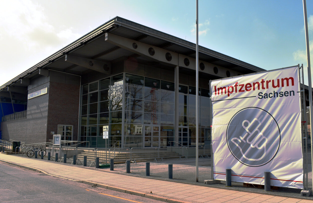 Das Impfzentrum in der Richard-Hartmann-Halle