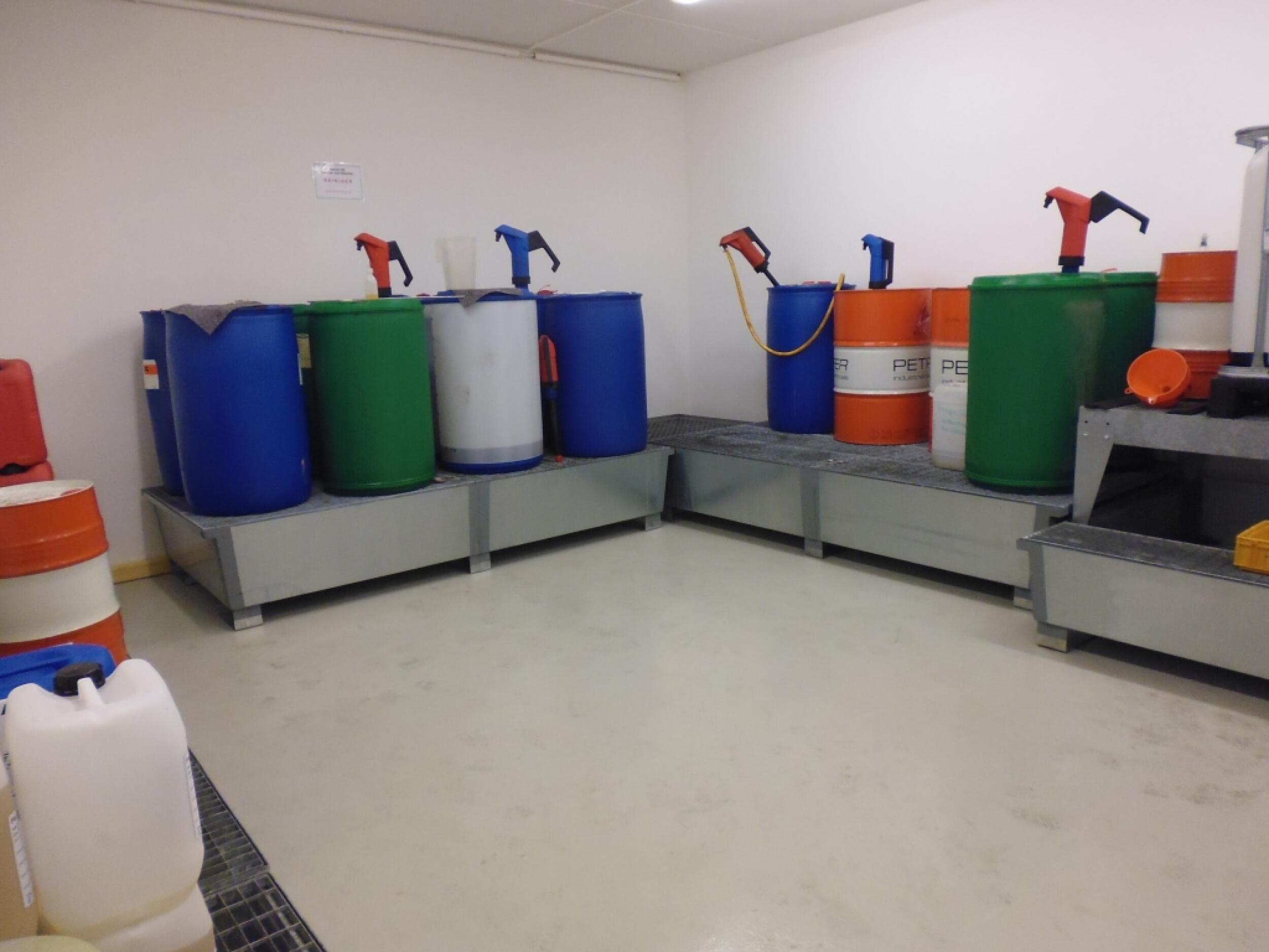 Verordnung über Anlagen Zum Umgang Mit Wassergefährdenden Stoffen Umgang mit wassergefährdenden Stoffen/Heizölanlagen: Chemnitz.de