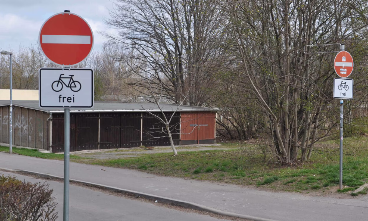 Freie Fahrt für Radfahrende an der Hans-Ziegler-Straße